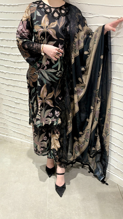 Black Bloom (Stitched)